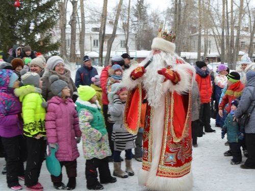 Новогодняя ёлка для жителей поселка Строителей откроется 22 декабря