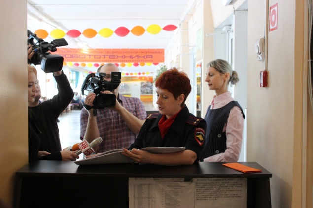 В Ачинске представители силовых структур продолжают проверять обеспечение безопасности в школах и детских садах города