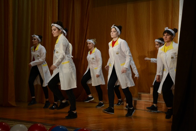 Ачинский техникум нефти и газа: молодые химики борются за звание лучшего в крае!