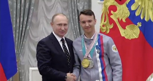 Красноярские паралимпийцы получили награды в Кремле из рук президента