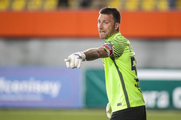 «Енисей» сыграл вничью в Тюмени: 2 тысячи футбольных фанатов в Красноярске болели под дождём