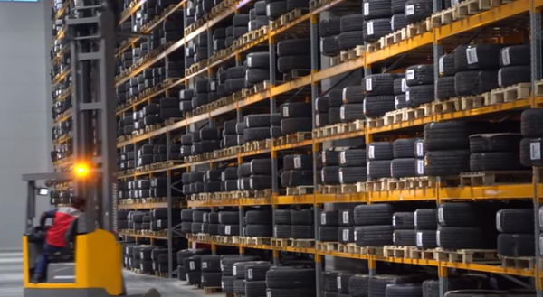 Как обеспечить шинам правильное хранение на сезон