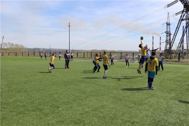 В Назарово прошел краевой детский турнир по регби на призы СУЭК