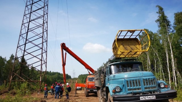 Красноярские энергетики опережающими темпами восстанавливают поврежденную взрывами ЛЭП в Ачинском районе
