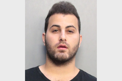 Мошенник притворился братом теннисистки и вел роскошную жизнь за ее счет