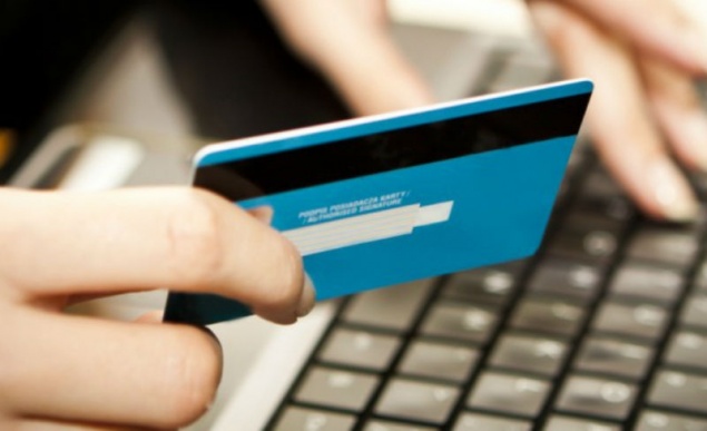 В Красноярском крае северянин купил в интернете дорогой снегоход и лишился денег