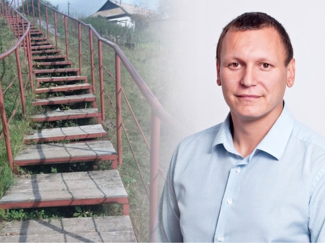 Лестница к 9 школе в поселке Мазульский рудник обновлена при содействии депутата Горсовета