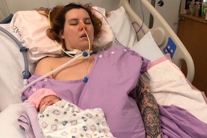 Женщина в коме родила здоровую дочь