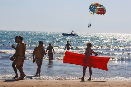 Подсчитано число погибших в Турции российских туристов