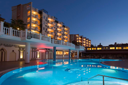 Раскрыты подробности о состоянии облитых горячим маслом в Турции россиян