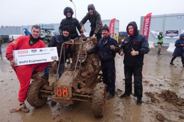 Студенты СФУ собрали внедорожник для езды по болоту, и его признали лучшим в России