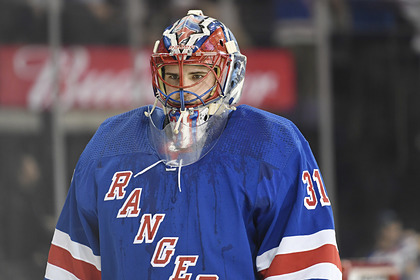 Российский вратарь дебютировал в НХЛ и пропустил шайбу после первого броска