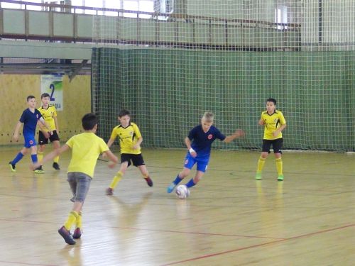 Спортивные новости: юные футболисты со всего Красноярского края сыграют на ачинском поле