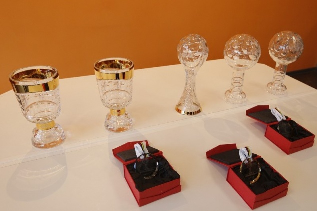 В Красноярске показали награды для победителей Кубка мира по лыжной акробатике