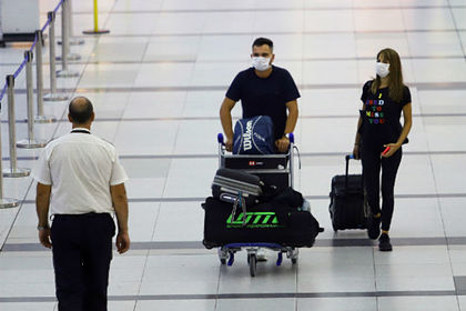 Аргентина закрыла границы из-за коронавируса