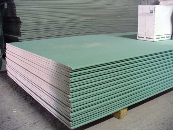 Как и где применять влагостойкий гипсокартон?