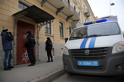 Целый подъезд закрыли на карантин из-за заразившегося коронавирусом россиянина