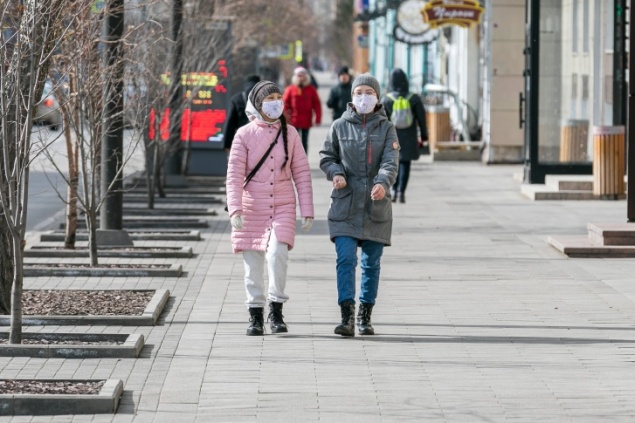 Жителям Красноярского края разъяснили правила выхода на улицу во время режима самоизоляции