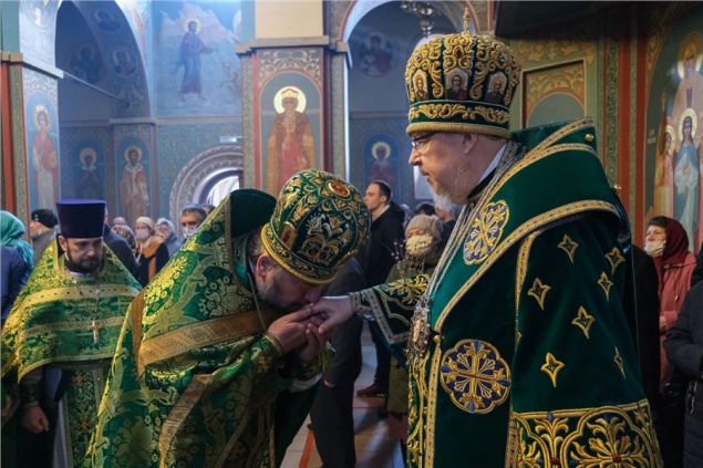 Красноярские храмы не будут закрывать на Пасху. Но верующих просят не приходить