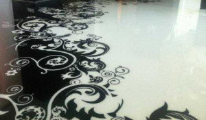 Декоративные наливные полы в интерьере квартиры