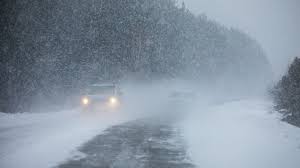 ГИБДД рассказала красноярцам, как правильно ездить и ходить во время метели