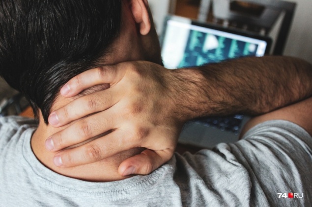 Что вы делаете зря, когда болит шея: разбираемся вместе с неврологом