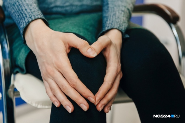 Почему хрустят колени и при чем тут лишний вес? Разбираемся вместе с врачами