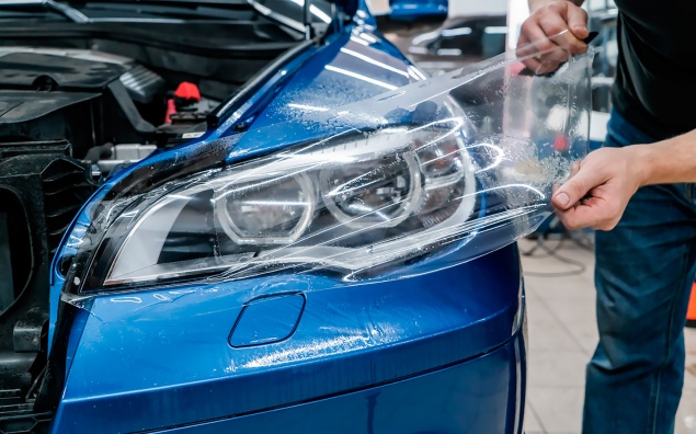Пленка на фарах попала под запрет: почему с ней нельзя пройти техосмотр