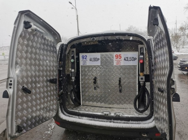 В Красноярске появились «АЗС на колесах»