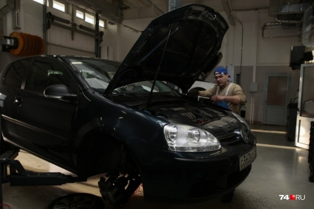 В России начался отлов машин с подпольным техосмотром. Их лишают и полиса ОСАГО