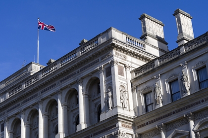 Великобритания ввела антикоррупционные санкции против 14 россиян