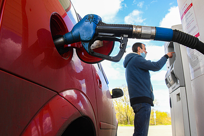 Россиян научили распознавать качественный бензин