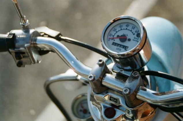 Ответственность подростка, управляющего мотоциклом, мопедом или скутером