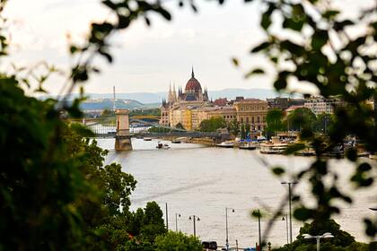 Еще одна популярная страна Европы открылась для вакцинированных россиян