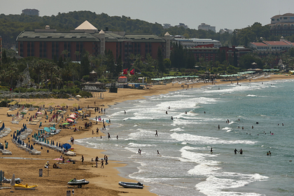 Россиянам назвали самые популярные зарубежные направления для отпуска в августе