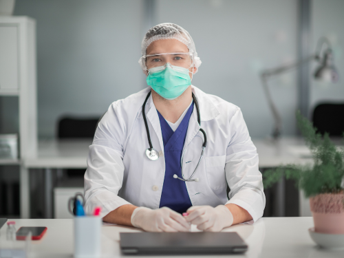 График работы медучреждений Ачинска с 30 октября по 7 ноября 2021 года