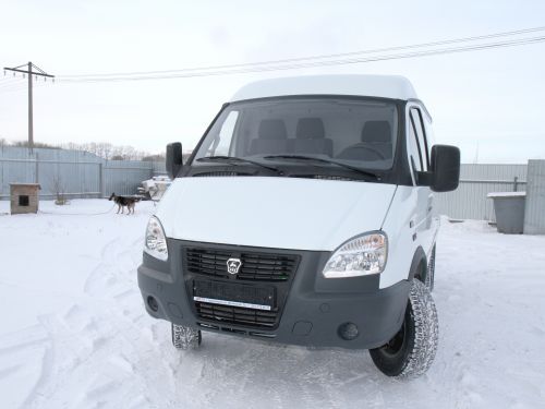 В рамках благотворительной помощи ачинский приют для бездомных животных получил новый автомобиль