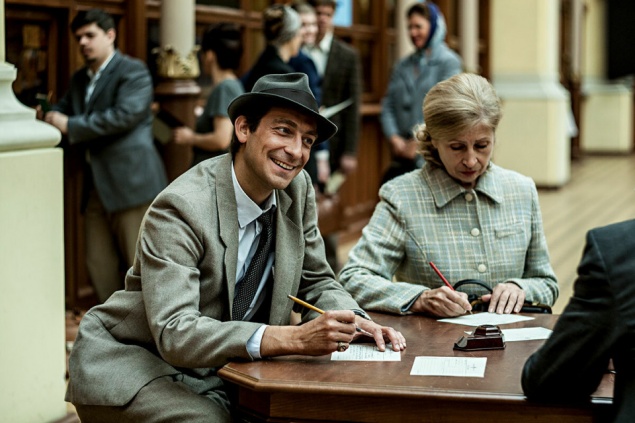 Артём Ткаченко в премьере сериала «Экспроприатор» — на телеканале «Дом кино Премиум»