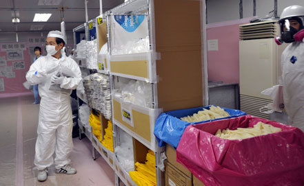 На "Фукусиме-1" не удается устранить сбой в системе энергоснабжения бассейнов с отработавшими ядерными стержнями