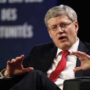 Канада приостановила военное сотрудничество с Россией