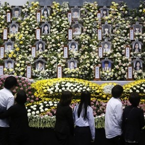 Число погибших на пароме «Севоль» возросло до 275 человек