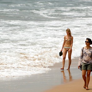 На Гоа предложили запретить бикини на пляже