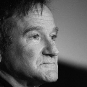 Актер Робин Уильямс покончил с собой