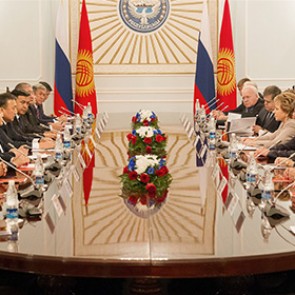 Киргизия присоединится к Таможенному союзу с января 2015 года