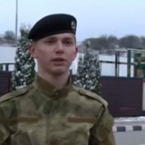 Внука Пугачевой приняли в Чечне в кадеты