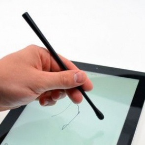 Apple во втором квартале выпустит планшет iPad Pro со стилусом