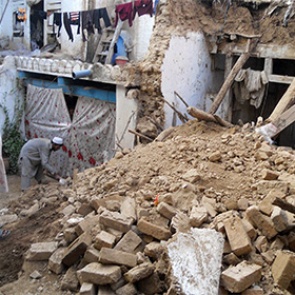 Число жертв афганского землетрясения превысило 340 человек