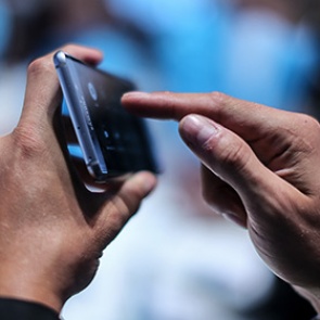 Флагманский смартфон Samsung снабдят чувствительным к силе нажатия дисплеем