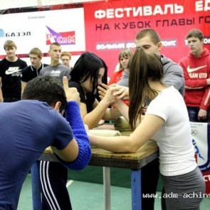 В Ачинске прошли соревнования по армспорту