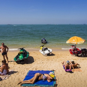 Названа средняя стоимость путевок на новогодние праздники